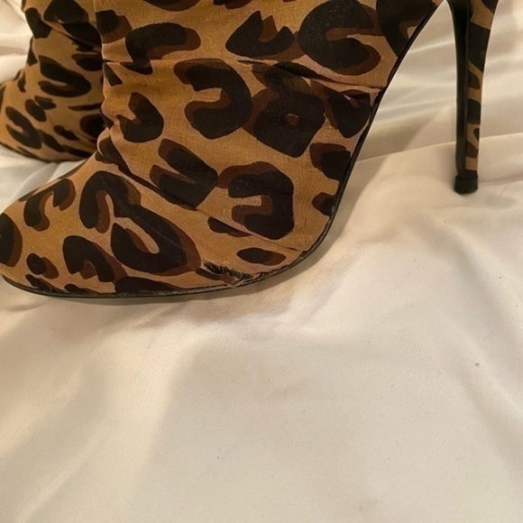 Elizabeth and James leopard chiffon boots - Picture 7 of 11